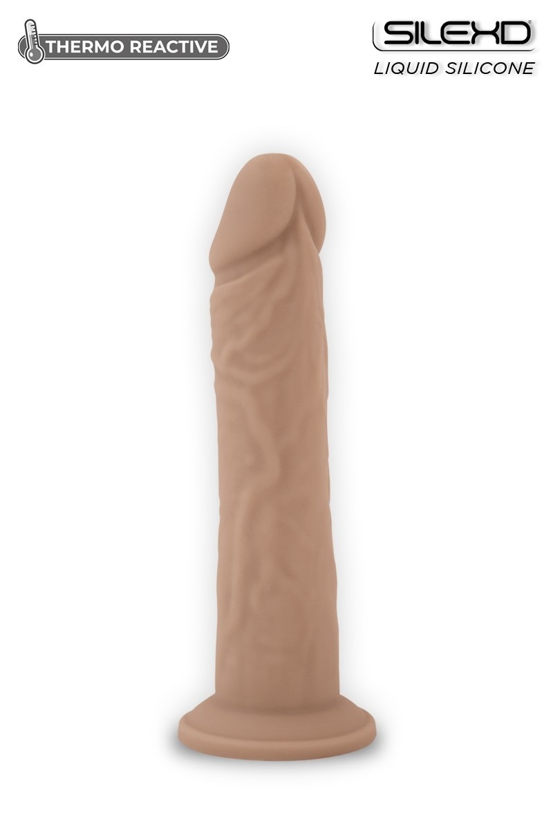 Dildo en silicone thermoréactif qui réagit à la chaleur. Il peut se mettre au micro-ondes ou au frigo.