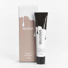 Peinture corporelle au chocolat